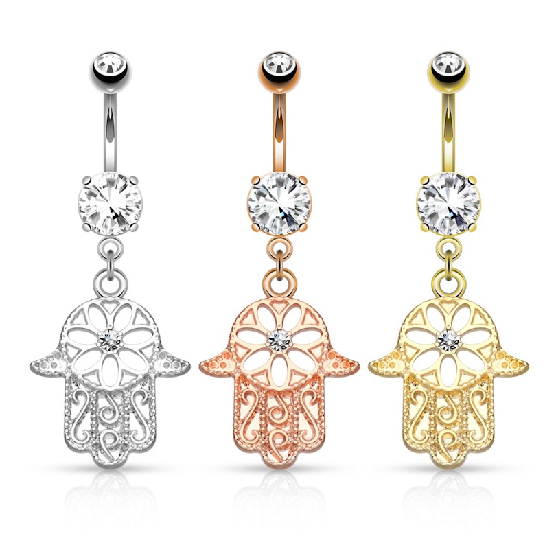 Bauchnabelpiercing mit einem Stein in der Hamsahand