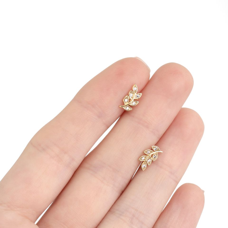 Labret mit steinbesetztem Blatt und Innengewinde