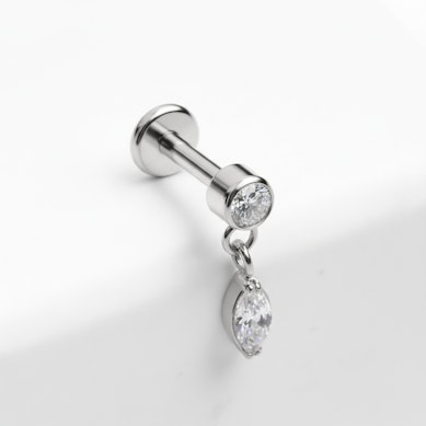 Titan-Labret mit marquiseförmigem Anhänger