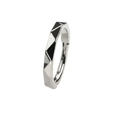 Nasenring mit Diamantmuster aus Titan