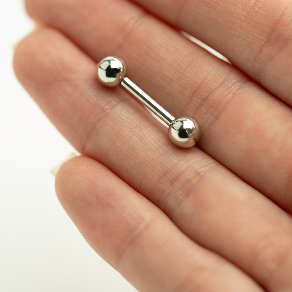 Grosser Piercingstab