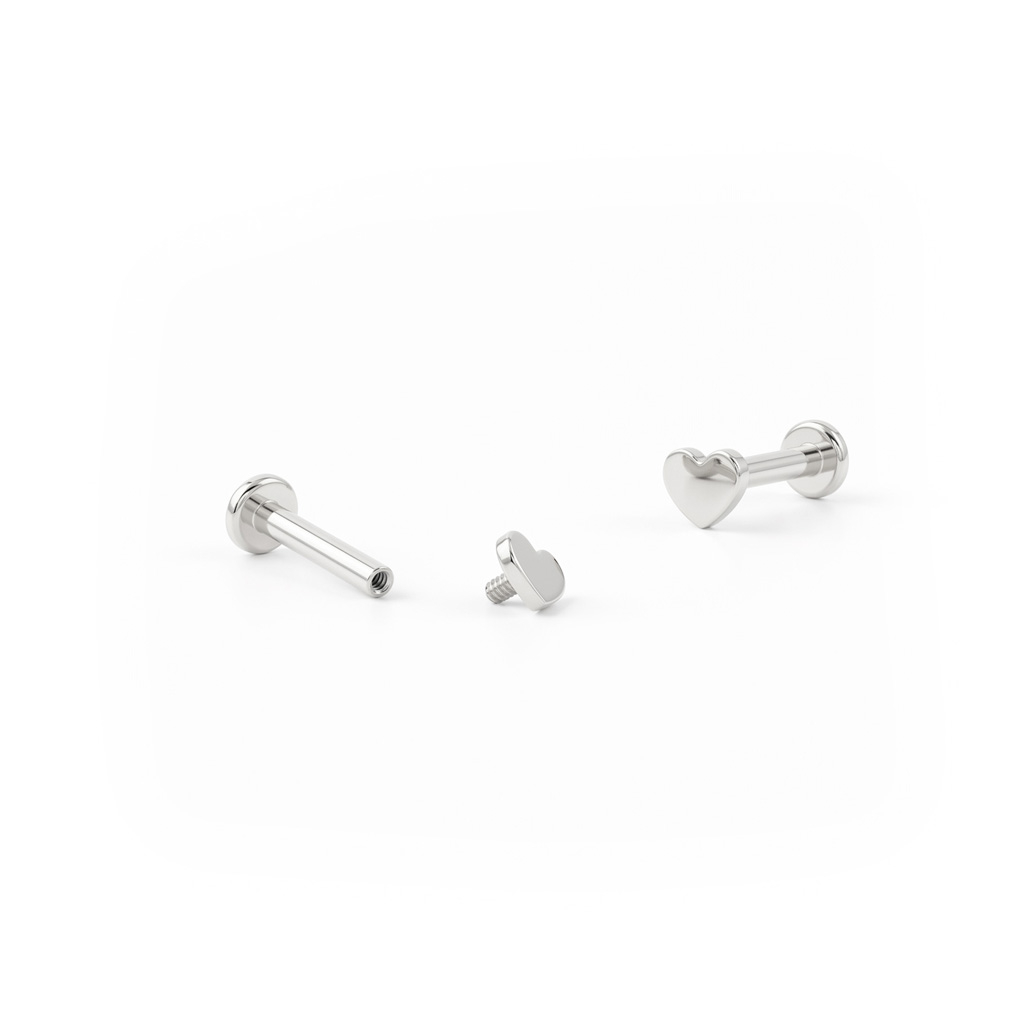 Labret aus Titan mit Innengewinde in verschiedenen Designs