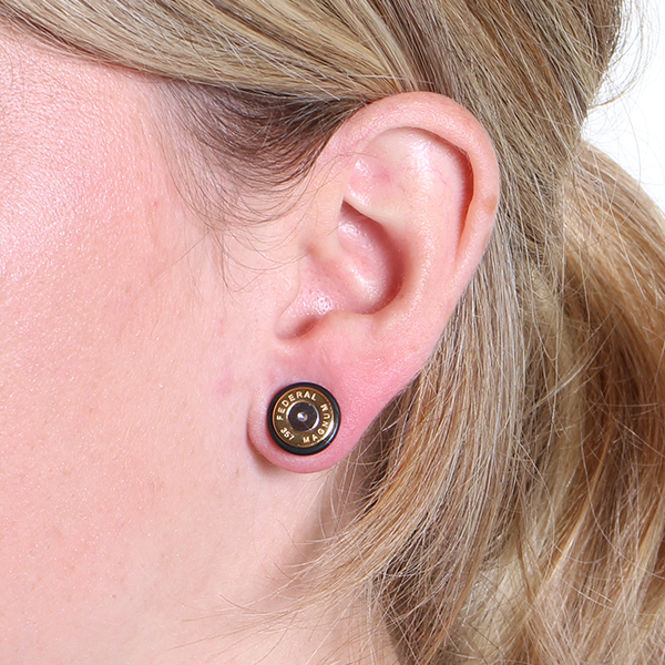 Plug geformt wie eine Patronenhülse