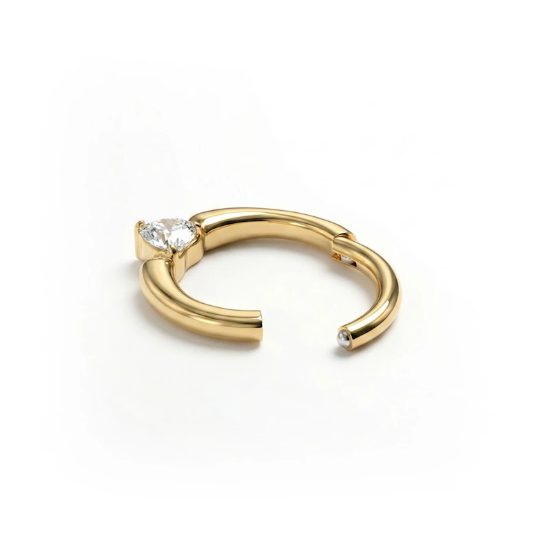 Titan-Ring mit Herzstein