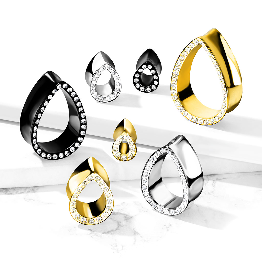 Tropfenförmiger Tunnel mit Steinkante